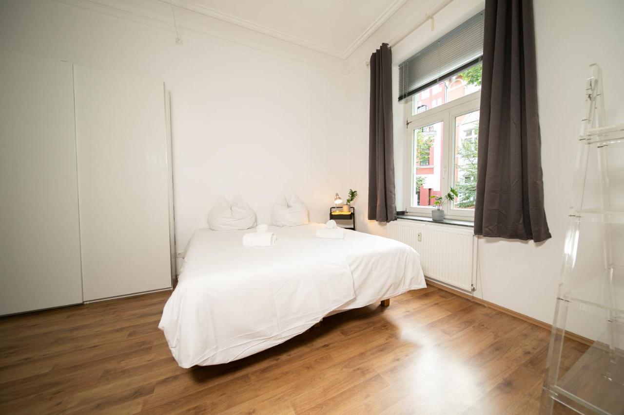 White 60 Qm Apartment - Zentral - Balkon - Messe Düsseldorf Dış mekan fotoğraf